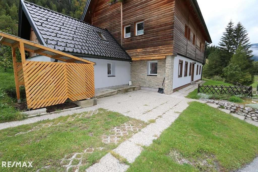 Casableiberg - Garten Apartment - Naturpark Dobratsch Бад Блайберг Екстериор снимка