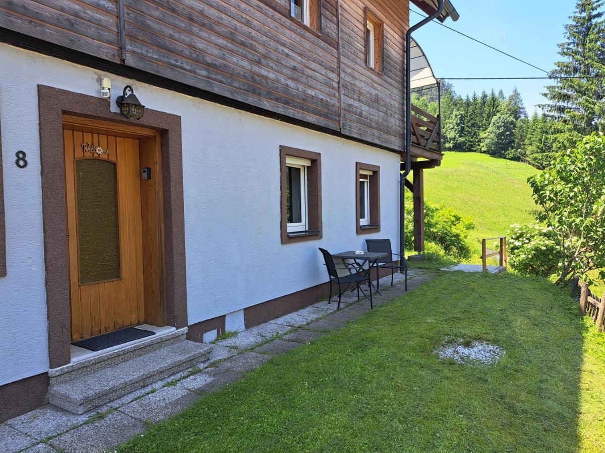 Casableiberg - Garten Apartment - Naturpark Dobratsch Бад Блайберг Екстериор снимка